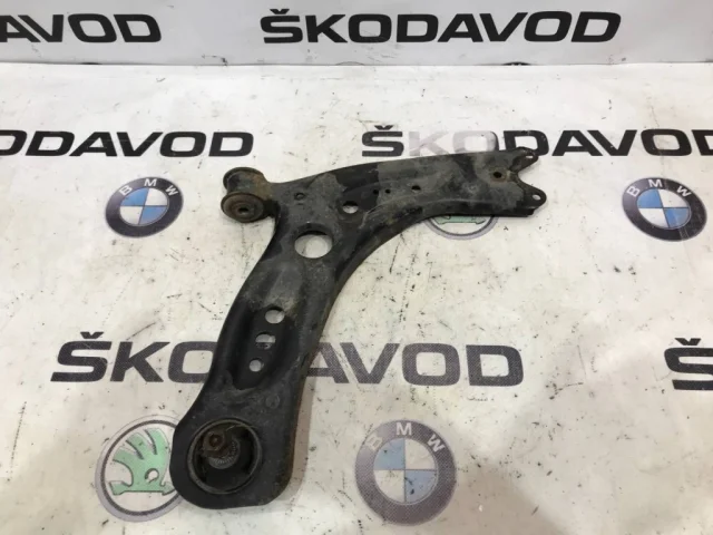 Рычаг передний правый верхний для Skoda Octavia A7 rest на фотографиях