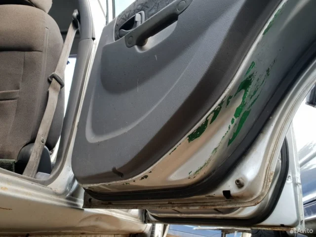 Дверь задняя правая для Hyundai Accent 2 Седан LC 1999-2012 на фотографиях