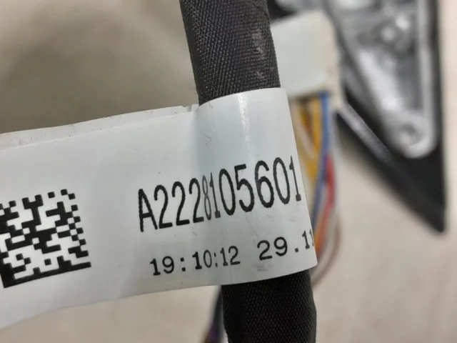 Зеркало боковое правое для Mercedes-Benz S class W222 2013-2017 на фотографиях