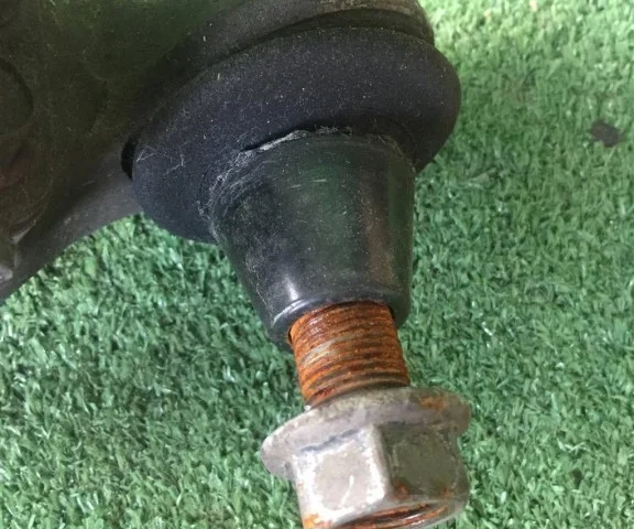 Рычаг передний правый нижний для Infiniti QX 50 2013-2015 на фотографиях