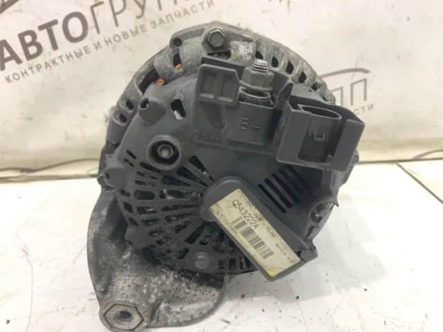 Поводок лобового стеклоочистителя правый для Renault Scenic JM 2003-2006 на фотографиях