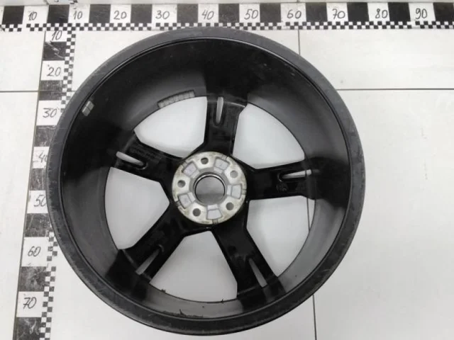 Диск колесный литой для Audi A5 F5 Купе 2016+ на фотографиях