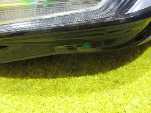 Фара левая для Volkswagen Caddy IV (2K) 2015-2020 на фотографиях