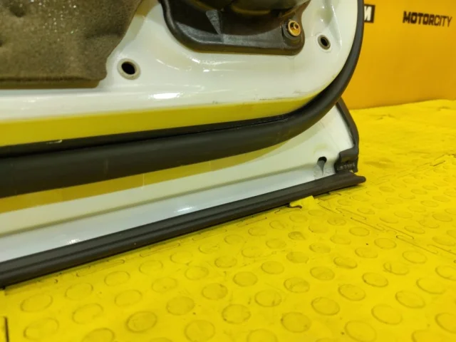 Дверь задняя левая для Mercedes-Benz S class W220 1998-2005 на фотографиях