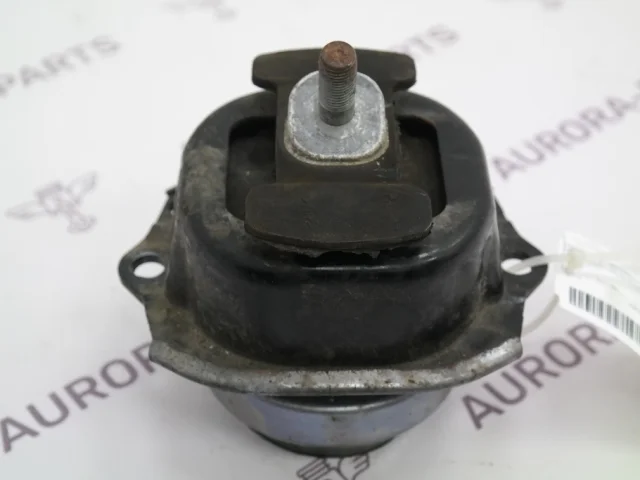 Опора двигателя передняя левая верхняя для BMW X5 Е70 2006-2013 на фотографиях