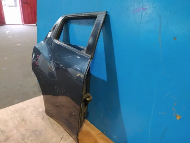 Дверь задняя правая для Nissan Juke YF15 JDM 2010-2014 на фотографиях