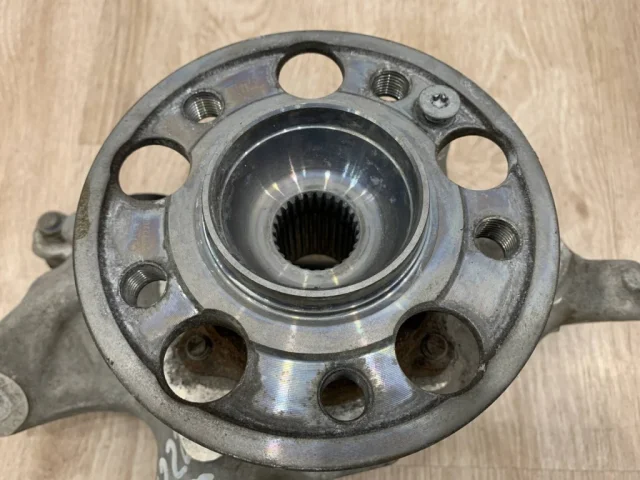 Кулак задний правый для Mercedes-Benz S class W222 2013-2017 на фотографиях