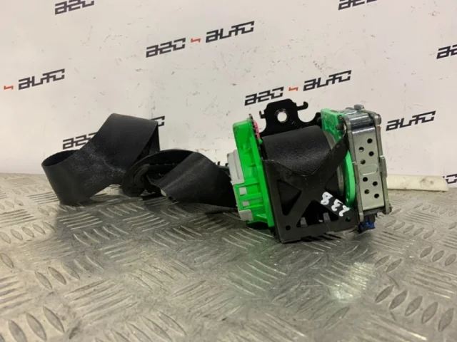 Ремень безопасности передний левый для Citroen C4 Хэтчбек 2010-2016 на фотографиях