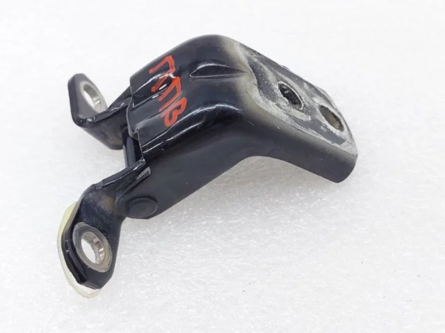 Петля двери передней левой верхняя для Nissan X-Trail T32 JDM 2013-2022 на фотографиях