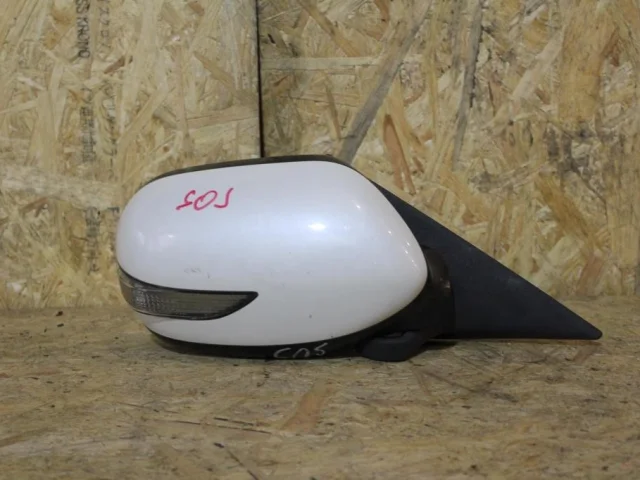 Стекла и зеркала для Subaru Legacy BL/B13 2003-2009 на фотографиях