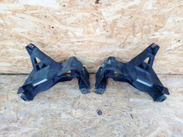 Кронштейн ПТФ для Toyota Land Cruiser 200 (JDM) 2007-2013 на фотографиях