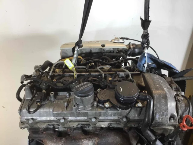 Двигатель без навесного для Mercedes-Benz C class S202 1996-2001 на фотографиях