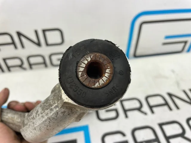 Рычаг передний левый верхний для Mercedes-Benz M class W163 1998-2005 на фотографиях