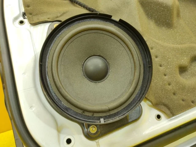 Дверь передняя правая для Mercedes-Benz S class W220 1998-2005 на фотографиях