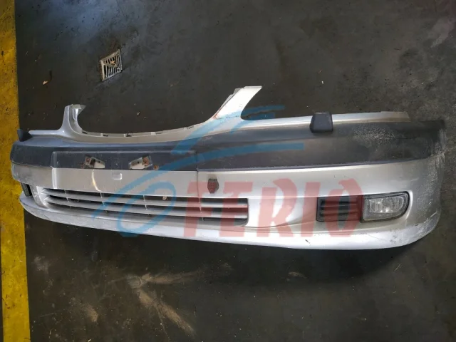 Бампер для Toyota Avensis Седан T220 1997-2003 на фотографиях