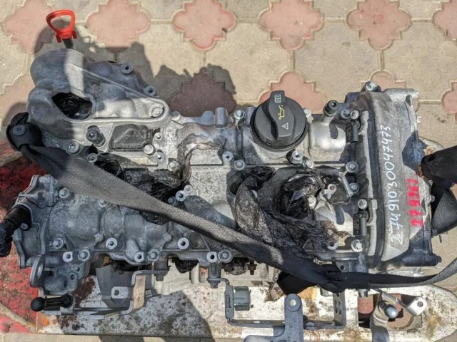 Двигатель без навесного для Mercedes-Benz C class A205 2014-2020 на фотографиях