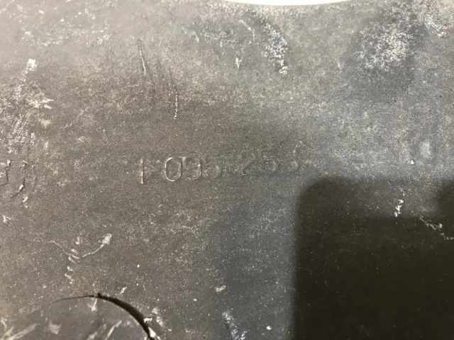 Качающийся рычаг левый для BMW X5 Е53 1999-2006 на фотографиях