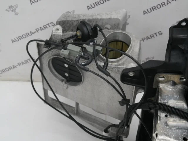 Панель радиатора (телевизор) для Porsche Panamera 970 rest 2013-2016 на фотографиях