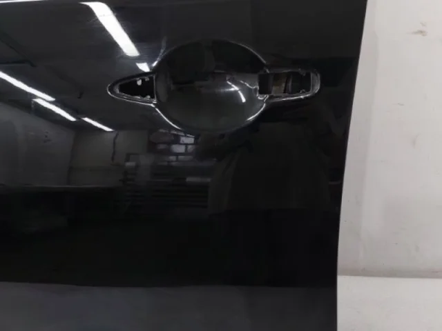 Двери для Infiniti QX 56 2010-2014 на фотографиях