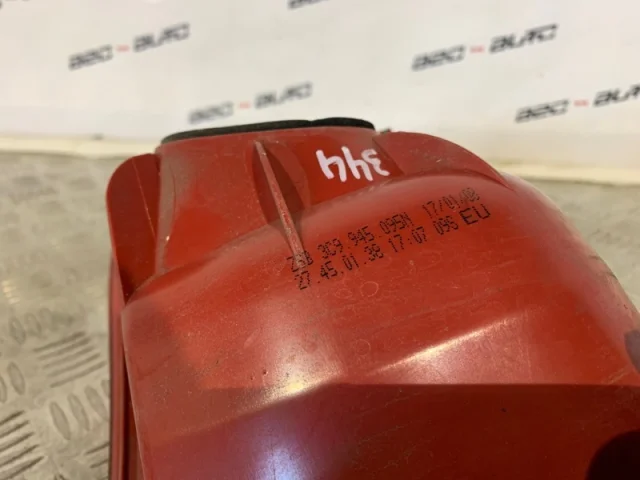 Фонарь внешний левый для Volkswagen Passat Variant (B6, Typ 3C) 2004-2010 на фотографиях