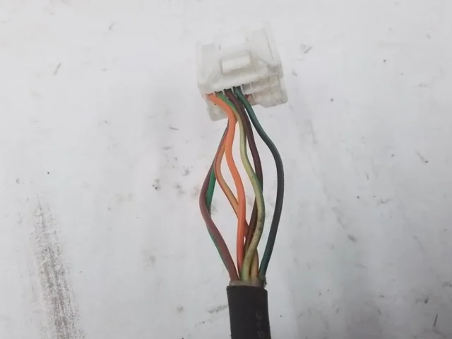 Стекла и зеркала для Nissan Juke YF15 JDM 2010-2014 на фотографиях