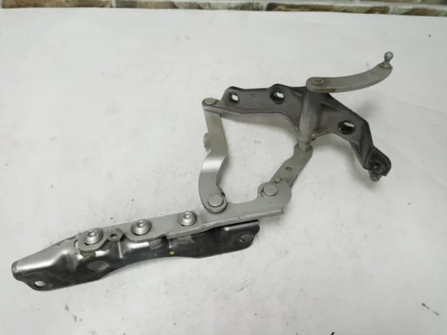 Петля капота левая для Mercedes-Benz S class W221 2005-2013 на фотографиях