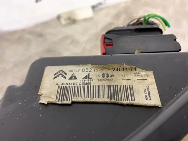 Фара левая для Citroen DS4 2011-2016 на фотографиях