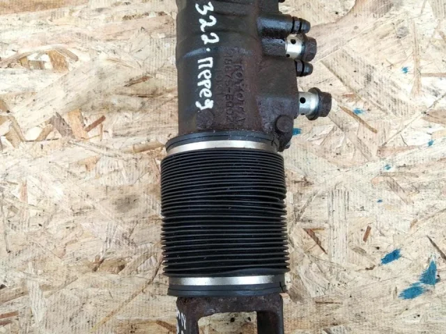 Амортизатор кабины пружинный передний левый для Toyota Land Cruiser J200 Rest2 2015-2021 на фотографиях