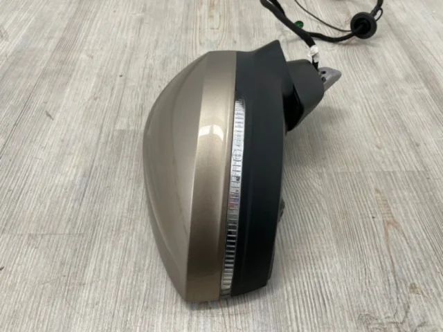 Зеркало боковое правое для Volkswagen Touareg III (CR) 2018+ на фотографиях