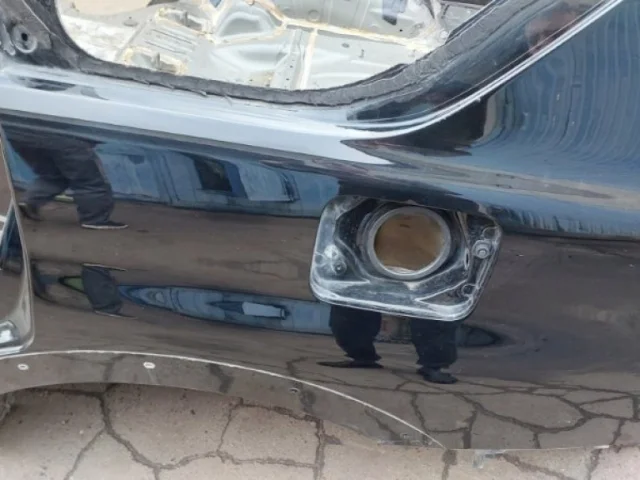 Крылья для Infiniti QX 56 2010-2014 на фотографиях