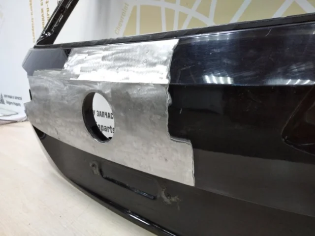 Крышка багажника для Volkswagen Passat (B8) Variant 2014-2019 на фотографиях