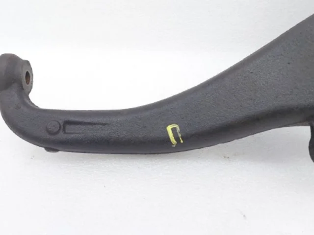 Кулак поворотный правый для Infiniti QX 80 2013-2022 на фотографиях