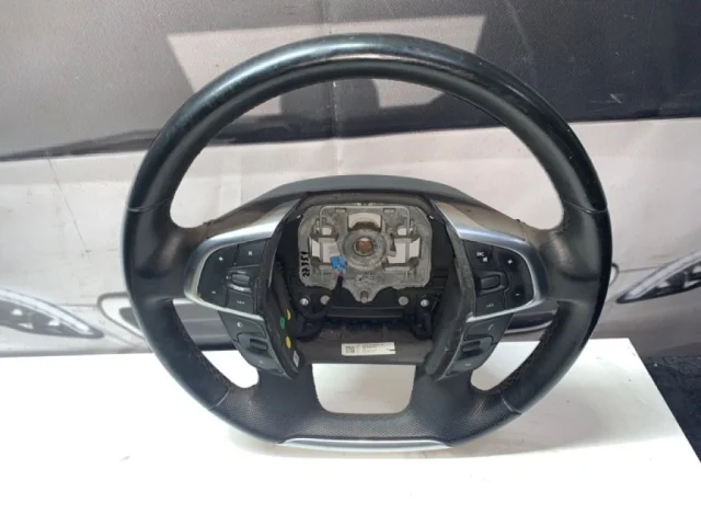 Руль для Citroen C4 Седан 2010-2016 на фотографиях