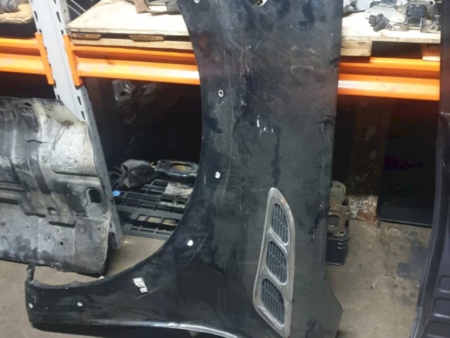 Крыло левое для Infiniti QX 80 2013-2022 на фотографиях