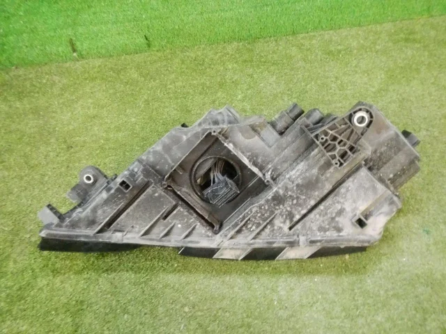 Фары для Skoda Octavia A7 Tour rest на фотографиях