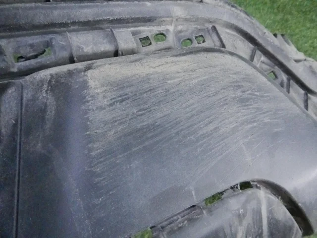 Решетка переднего бампера для Ford Explorer U502 rest 2014-2019 на фотографиях