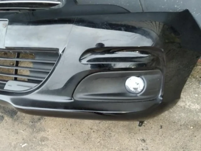 Бампер передний для Citroen C4 Седан 2010-2016 на фотографиях