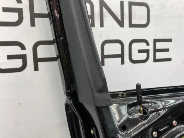 Дверь передняя левая для Mercedes-Benz C class W202 1993-2001 на фотографиях