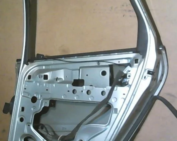 Двери для Renault Scenic JM rest 2006-2009 на фотографиях