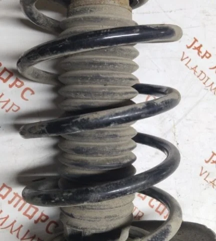 Амортизатор передний правый для Citroen C4 Хэтчбек 2010-2016 на фотографиях