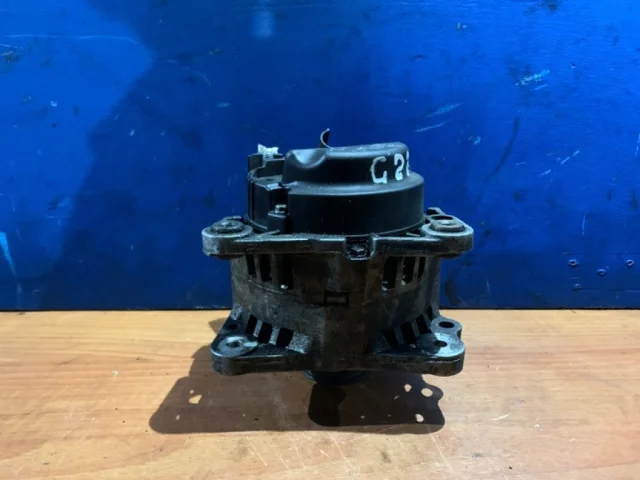 Генератор для Skoda Fabia 5J Estate 2007-2015 на фотографиях