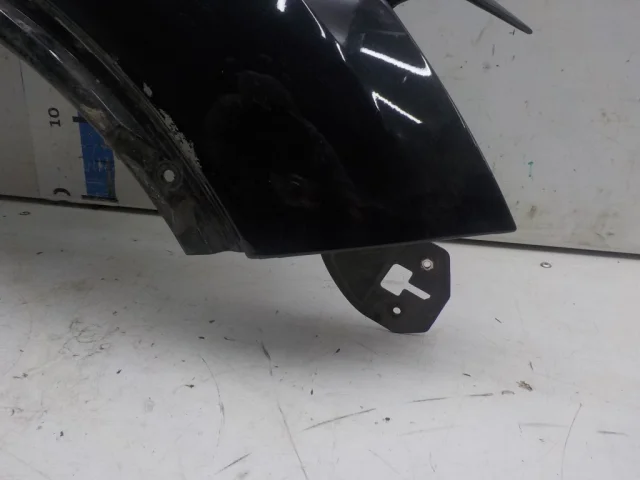 Крылья для Ford Kuga CBV 2008-2013 на фотографиях