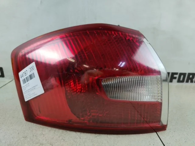 Фонарь левый для Ford Kuga CBV 2008-2013 на фотографиях