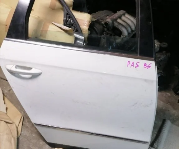 Дверь задняя правая для Volkswagen Passat Variant (B6, Typ 3C) 2004-2010 на фотографиях