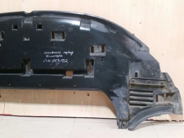 Решетка переднего бампера левая нижняя для Citroen C4 Седан 2010-2016 на фотографиях