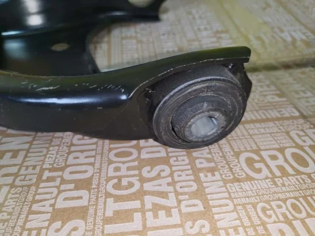 Рычаг передний левый верхний для Renault Duster HS rest 2015-2021 на фотографиях