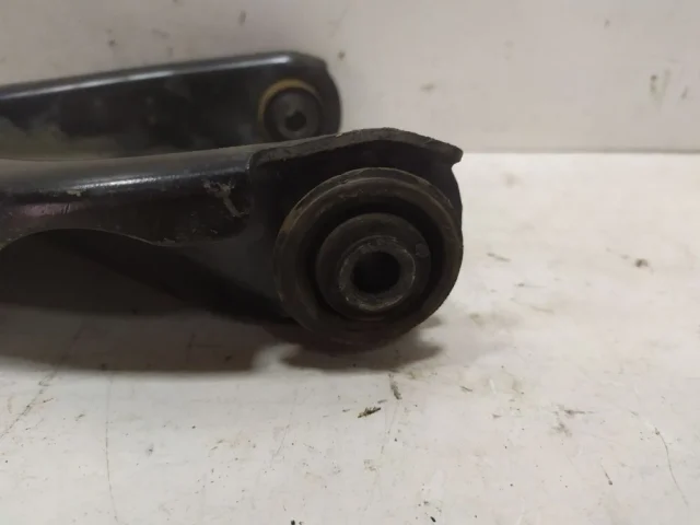 Рычаг передний левый нижний для Nissan Almera G15 2012-2019 на фотографиях