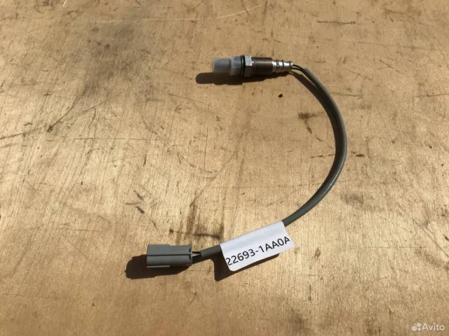 Лямбда-зонд (верхний) для Nissan X-Trail T31 JDM 2007-2013 на фотографиях