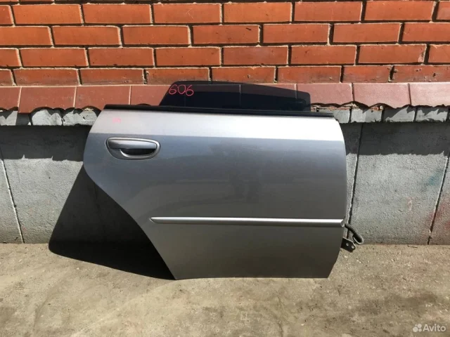 Двери для Subaru Legacy BL/B13 2003-2009 на фотографиях