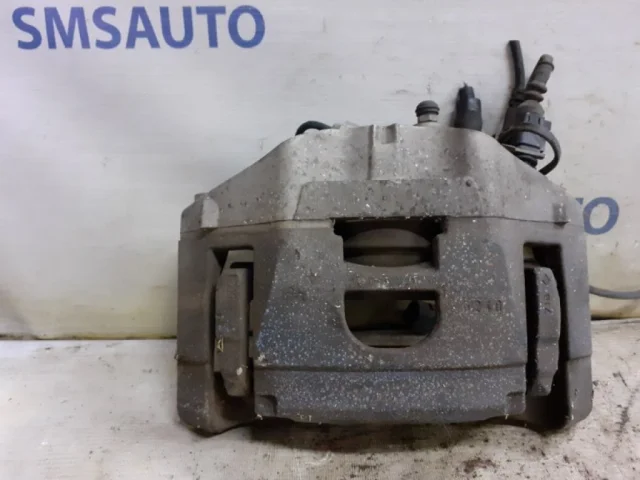 Суппорт передний левый для Audi A6 C6 Avant 2004-2011 на фотографиях